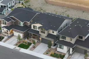 11581 Toccata Trl, Lone Tree, CO 80134 - Photo 36