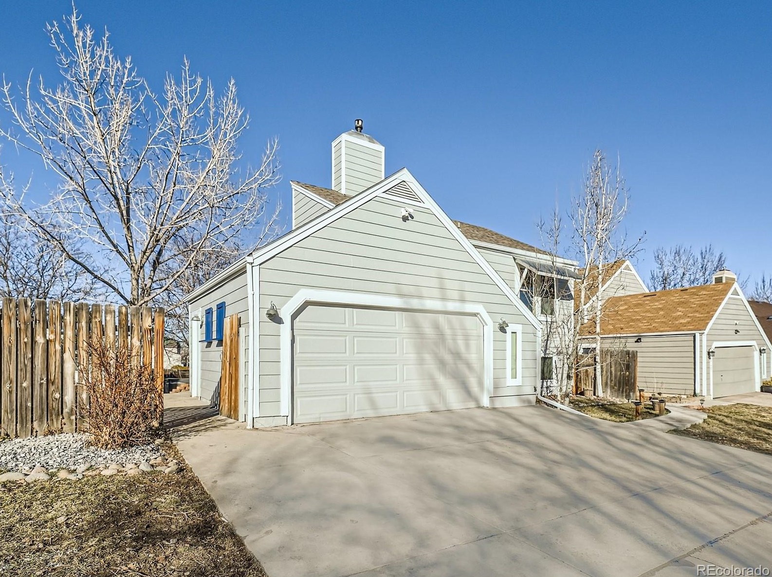 9737 Elmhurst Pl, Littleton, CO 80128-5197