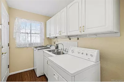 10732 W Dumbarton Circle, Littleton, CO 80127 - Photo 22