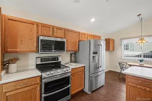 10732 W Dumbarton Cir, Littleton, CO 80127 - Photo 10