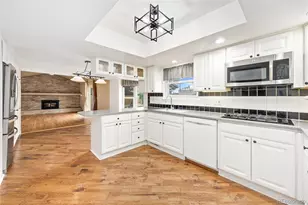 4070 S Willow Way, Denver, CO 80237 - Photo 6
