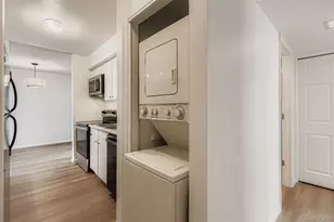 3323 S Monaco St, Denver, CO 80222 - Photo 14