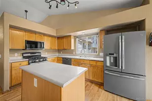 9616 Harris Cir, Thornton, CO 80229 - Photo 14