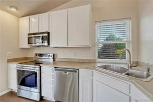 2613 S Killarney Ct, Aurora, CO 80013 - Photo 14