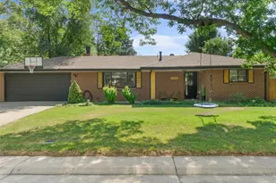 5182 Zinnia St, Arvada, CO 80002 - Photo 2