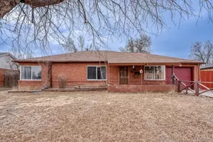 771 Troy St, Aurora, CO 80011 - Photo 2