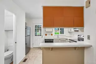 10212 W Dartmouth Ave, Denver, CO 80227 - Photo 8