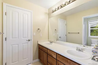 16357 E Aberdeen Avenue, Centennial, CO 80016 - Photo 30
