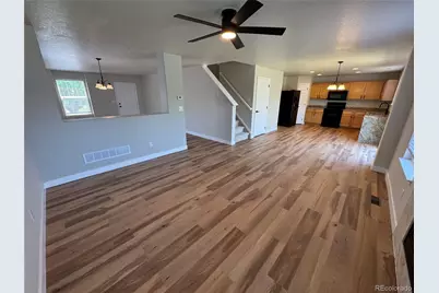 8151 S Mobile Way, Englewood, CO 80112 - Photo 2