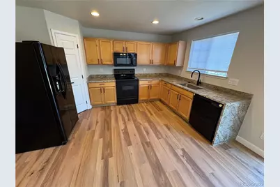 8151 S Mobile Way, Englewood, CO 80112 - Photo 4