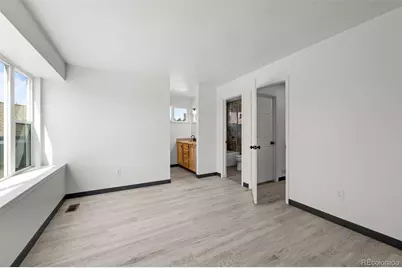 738 S Fairplay Court, Aurora, CO 80012 - Photo 16