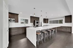 2551 N York St, Denver, CO 80205 - Photo 10