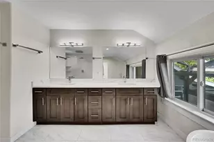 2551 N York St, Denver, CO 80205 - Photo 30