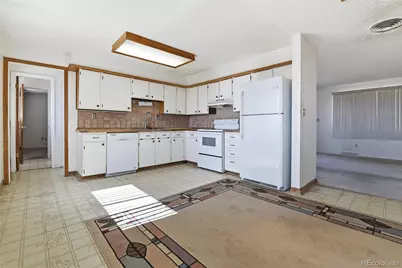 10172 W 69th Avenue, Arvada, CO 80004 - Photo 4