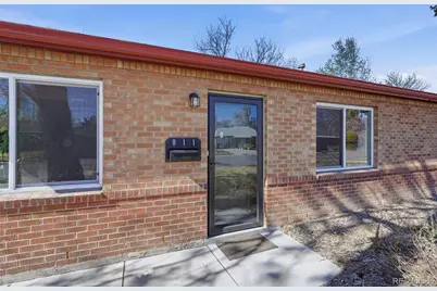 811 Ursula Street, Aurora, CO 80011 - Photo 2