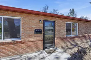 811 Ursula St, Aurora, CO 80011 - Photo 2