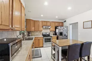 811 Ursula St, Aurora, CO 80011 - Photo 16