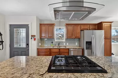 135 S Kendall Street, Lakewood, CO 80226 - Photo 8