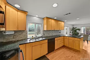 2901 Monaco Pkwy, Denver, CO 80207 - Photo 18