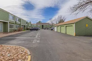 12182 E Kepner Pl, Aurora, CO 80012 - Photo 4