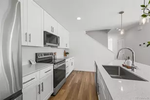 1263 N Akron St, Aurora, CO 80010 - Photo 12