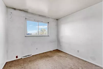 4302 S Evanston Court, Aurora, CO 80015 - Photo 8