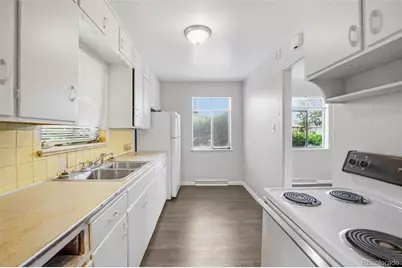 5110 E Thrill Place, Denver, CO 80207 - Photo 8