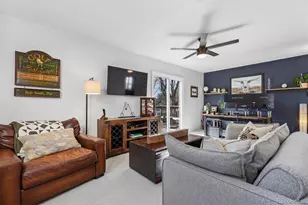 805 W Peakview Cir, Littleton, CO 80120 - Photo 18