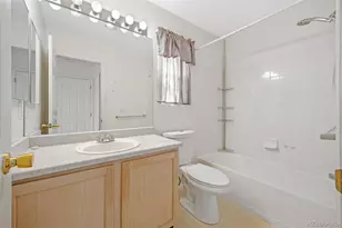 1337 S Danube Ct, Aurora, CO 80017 - Photo 18
