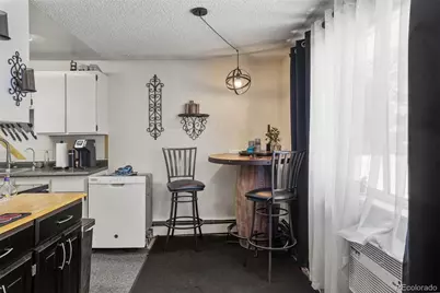 207 S Jefferson Avenue, Loveland, CO 80537 - Photo 18