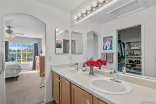 1381 S Cathay Ct, Aurora, CO 80017 - Photo 14
