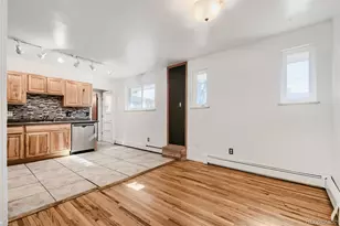 422 S Uvalda St, Aurora, CO 80012 - Photo 6
