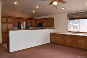 9657 W Peakview Dr, Littleton, CO 80123 - Photo 10