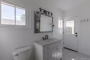 1734 S Franklin St, Denver, CO 80210 - Photo 16
