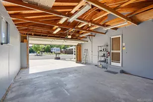 614 S Worchester St, Aurora, CO 80012 - Photo 28