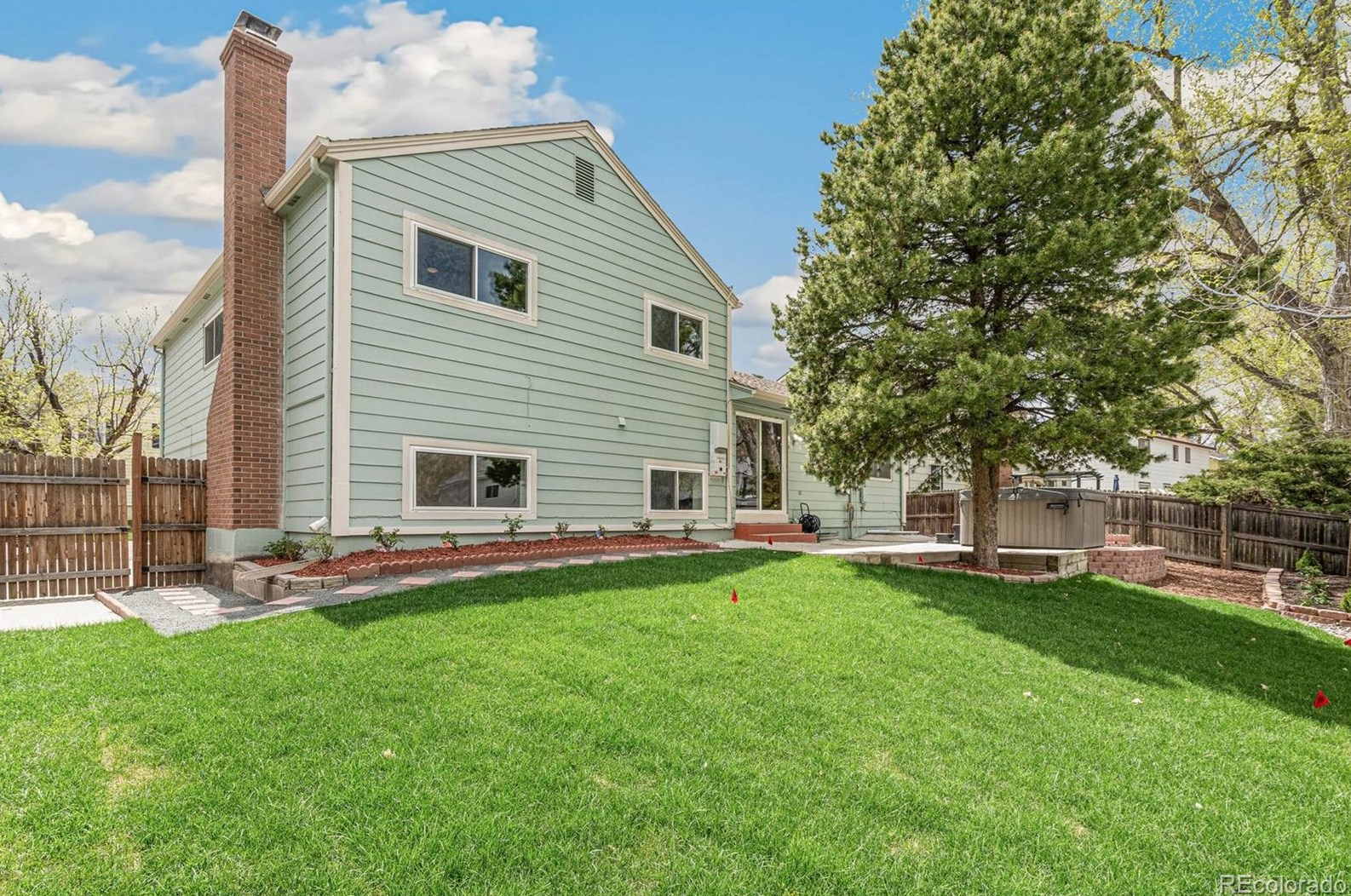 14857 Wesley Ave, Denver CO  80014-2540 exterior