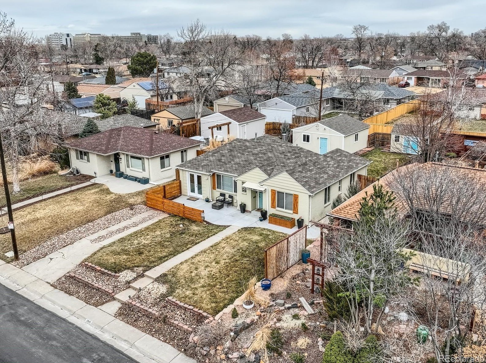 2840 Niagara St, Denver CO  80207-3527 exterior