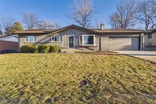 3656 S Forest Way, Denver, CO 80237 - Photo 2