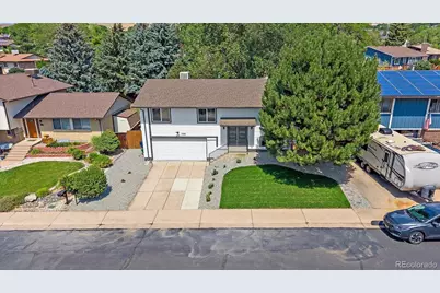 2088 S Coors Circle, Lakewood, CO 80228 - Photo 2