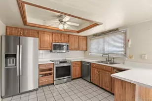3559 S Fairplay Way, Aurora, CO 80014 - Photo 8