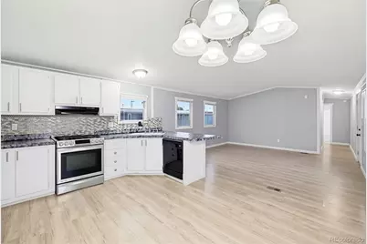 5435 Riverdale Ave, Denver, CO 80229 - Photo 8