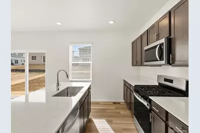 4611 Sunsplash Way, Johnstown, CO 80534 - Photo 8