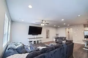 16191 E Bolling Dr, Denver, CO 80239 - Photo 4