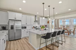 208 S Waterloo St, Aurora, CO 80018 - Photo 6