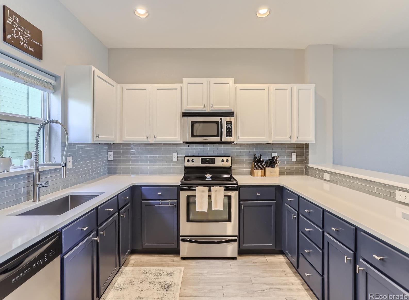 6355 Ohio Ave, Denver CO  80224-1488 exterior