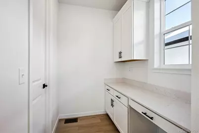 2132 S Irvington Street, Aurora, CO 80018 - Photo 8