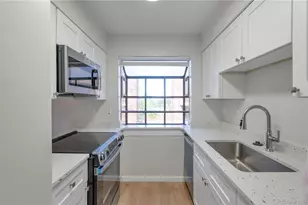 12364 W Nevada Pl, Lakewood, CO 80228 - Photo 8