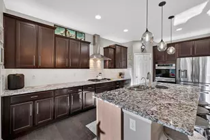 8833 Crestone St, Arvada, CO 80007 - Photo 10