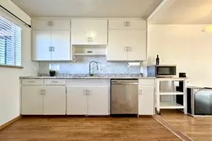 1339 S Grant St, Denver, CO 80210 - Photo 14