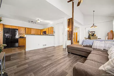 10152 Wyandott Circle N, Thornton, CO 80260 - Photo 6